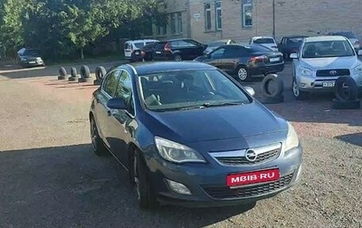 Opel Astra J, 2010 год, 666 000 рублей, 1 фотография