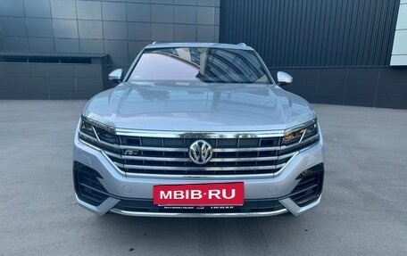 Volkswagen Touareg III, 2019 год, 5 700 000 рублей, 9 фотография