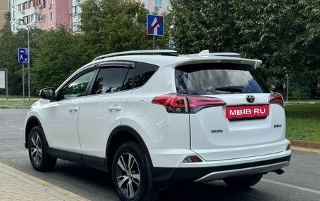 Toyota RAV4, 2016 год, 2 490 000 рублей, 7 фотография