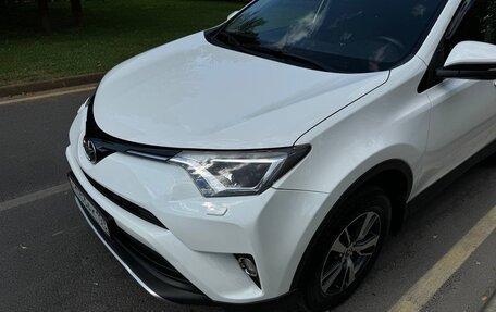 Toyota RAV4, 2016 год, 2 490 000 рублей, 14 фотография