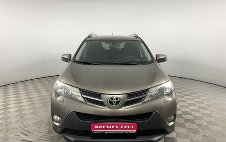 Toyota RAV4, 2015 год, 1 939 000 рублей, 2 фотография