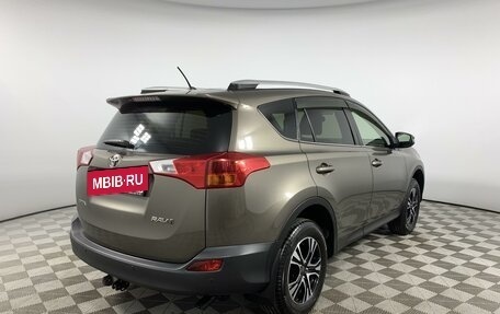 Toyota RAV4, 2015 год, 1 939 000 рублей, 5 фотография