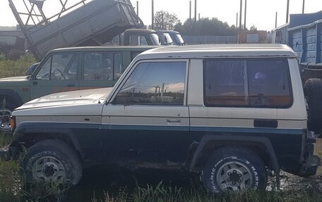 Toyota Land Cruiser 70, 1988 год, 300 000 рублей, 3 фотография