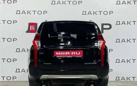 Mitsubishi Pajero Sport III рестайлинг, 2017 год, 2 675 000 рублей, 5 фотография