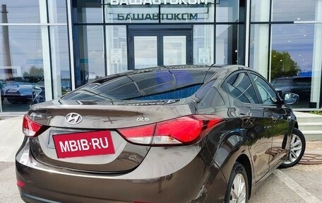 Hyundai Elantra V, 2015 год, 1 099 000 рублей, 5 фотография