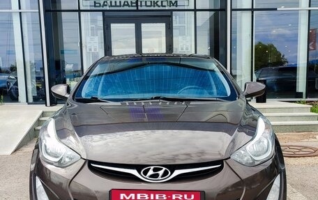 Hyundai Elantra V, 2015 год, 1 099 000 рублей, 2 фотография