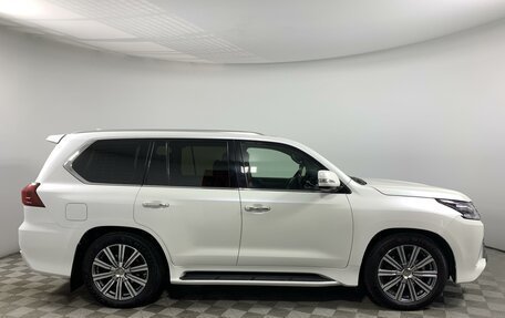 Lexus LX III, 2017 год, 7 389 000 рублей, 4 фотография