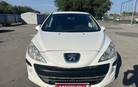 Peugeot 308 II, 2011 год, 680 000 рублей, 3 фотография