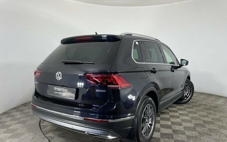 Volkswagen Tiguan II, 2018 год, 3 150 000 рублей, 6 фотография