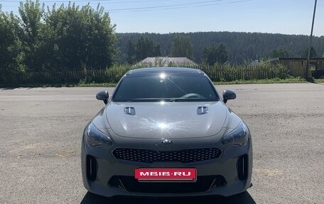 KIA Stinger I, 2018 год, 3 220 000 рублей, 2 фотография