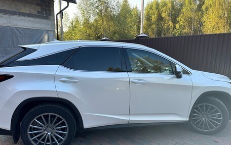 Lexus RX IV рестайлинг, 2019 год, 7 200 000 рублей, 5 фотография