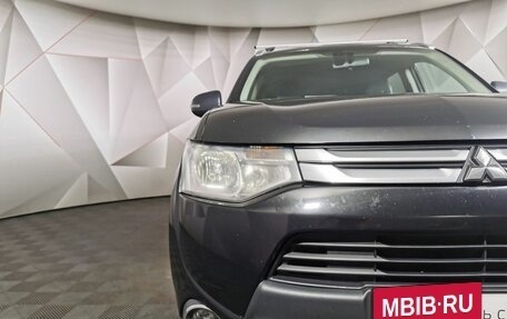 Mitsubishi Outlander III рестайлинг 3, 2014 год, 1 297 000 рублей, 16 фотография