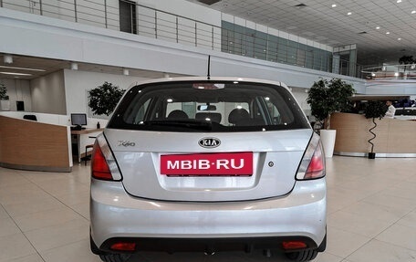 KIA Rio II, 2011 год, 800 000 рублей, 6 фотография