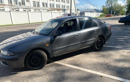 Mitsubishi Carisma I, 2001 год, 125 000 рублей, 6 фотография