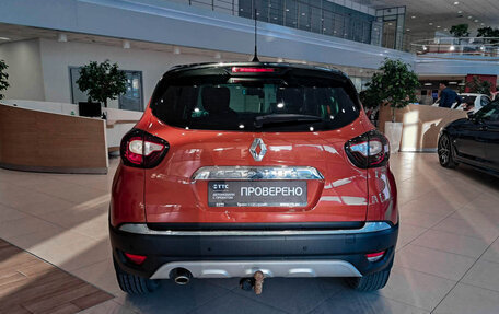 Renault Kaptur I рестайлинг, 2016 год, 1 396 000 рублей, 6 фотография