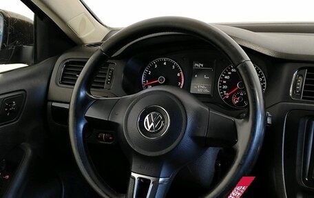 Volkswagen Jetta VI, 2012 год, 689 000 рублей, 12 фотография