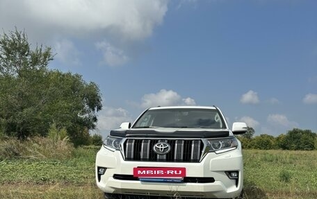 Toyota Land Cruiser Prado 150 рестайлинг 2, 2020 год, 5 730 000 рублей, 3 фотография