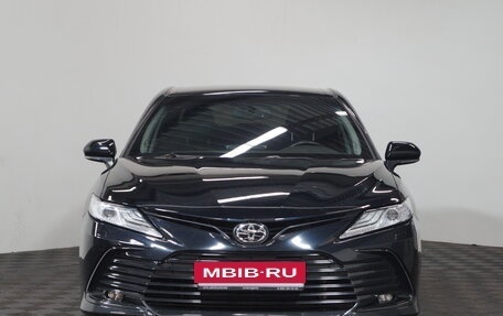 Toyota Camry, 2021 год, 3 899 000 рублей, 2 фотография