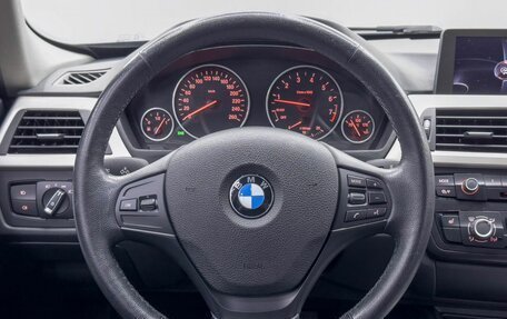 BMW 3 серия, 2014 год, 2 100 000 рублей, 28 фотография