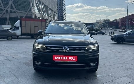 Volkswagen Tiguan II, 2018 год, 3 150 000 рублей, 6 фотография