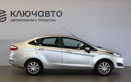 Ford Fiesta, 2015 год, 980 000 рублей, 4 фотография