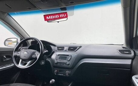 KIA Rio III рестайлинг, 2013 год, 940 000 рублей, 9 фотография