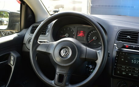 Volkswagen Polo VI (EU Market), 2011 год, 685 000 рублей, 19 фотография