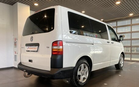 Volkswagen Caravelle T5, 2009 год, 1 315 000 рублей, 3 фотография