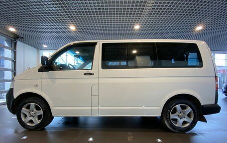 Volkswagen Caravelle T5, 2009 год, 1 315 000 рублей, 6 фотография