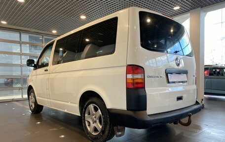 Volkswagen Caravelle T5, 2009 год, 1 315 000 рублей, 5 фотография