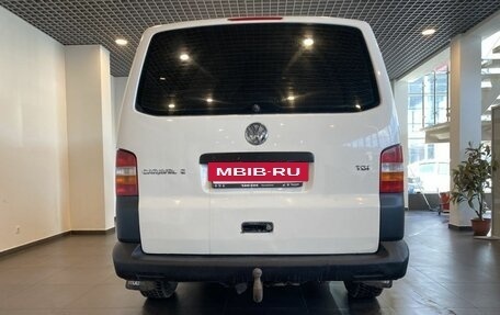 Volkswagen Caravelle T5, 2009 год, 1 315 000 рублей, 4 фотография