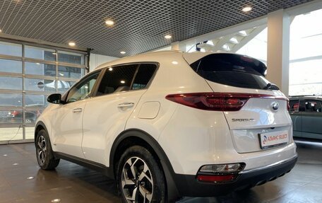 KIA Sportage IV рестайлинг, 2020 год, 2 749 000 рублей, 5 фотография