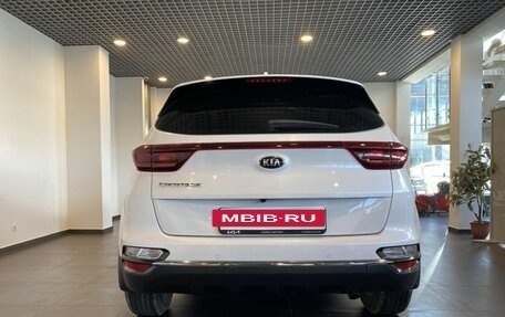 KIA Sportage IV рестайлинг, 2020 год, 2 749 000 рублей, 4 фотография