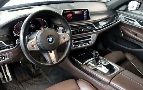 BMW 7 серия, 2019 год, 7 590 000 рублей, 11 фотография