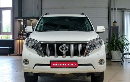 Toyota Land Cruiser Prado 150 рестайлинг 2, 2014 год, 3 249 000 рублей, 2 фотография