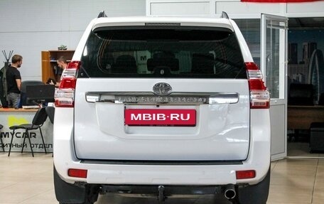 Toyota Land Cruiser Prado 150 рестайлинг 2, 2014 год, 3 249 000 рублей, 5 фотография