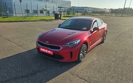 KIA Stinger I, 2018 год, 2 300 000 рублей, 1 фотография