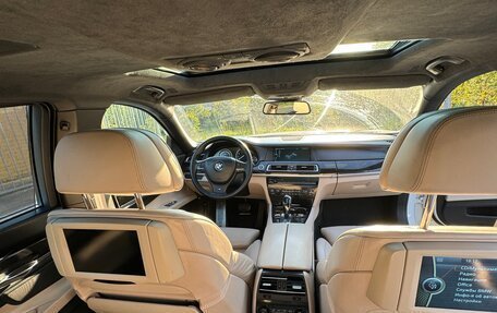 BMW 7 серия, 2011 год, 1 690 000 рублей, 9 фотография