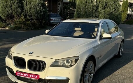 BMW 7 серия, 2011 год, 1 690 000 рублей, 2 фотография