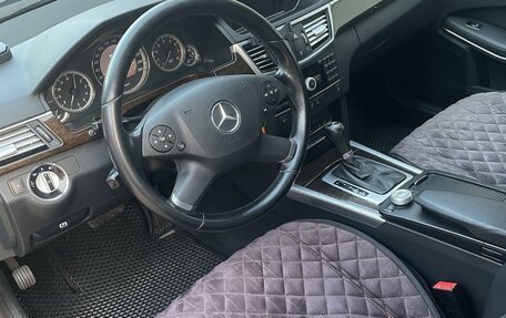 Mercedes-Benz E-Класс, 2010 год, 1 550 000 рублей, 6 фотография