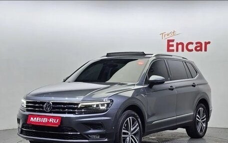 Volkswagen Tiguan II, 2020 год, 2 400 111 рублей, 1 фотография