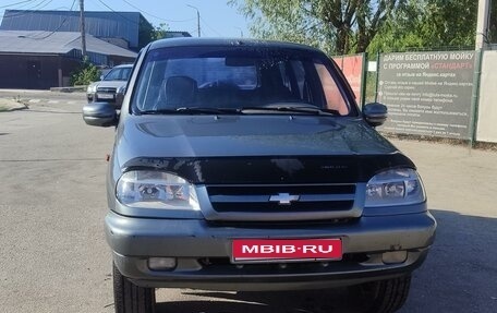 Chevrolet Niva I рестайлинг, 2005 год, 235 000 рублей, 1 фотография