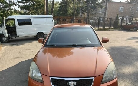 KIA Rio II, 2009 год, 650 000 рублей, 1 фотография