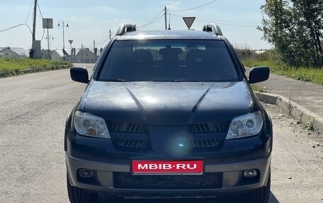 Mitsubishi Outlander III рестайлинг 3, 2005 год, 665 000 рублей, 1 фотография