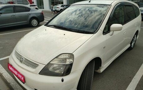 Honda Stream I рестайлинг, 2003 год, 680 000 рублей, 1 фотография