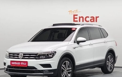 Volkswagen Tiguan II, 2021 год, 2 750 555 рублей, 1 фотография