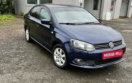 Volkswagen Polo VI (EU Market), 2011 год, 680 000 рублей, 18 фотография