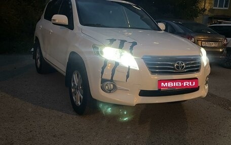 Toyota RAV4, 2010 год, 1 700 000 рублей, 4 фотография