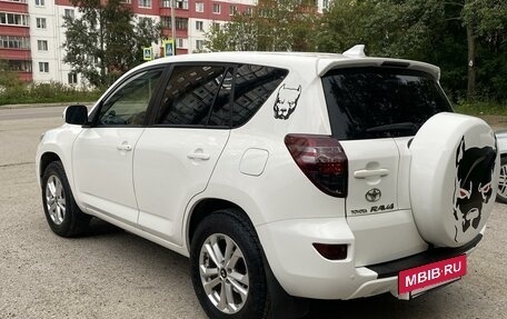 Toyota RAV4, 2010 год, 1 700 000 рублей, 9 фотография