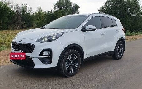 KIA Sportage IV рестайлинг, 2020 год, 2 600 000 рублей, 3 фотография